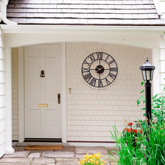 Retro Outdoor Clocks for Patio – Farmhouse Black Metal Outdoor Wall Clock Silent