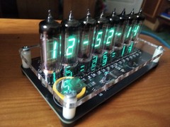 Nixie tube clock IV-6 8-digit VFD vintage desk clock video USB-C