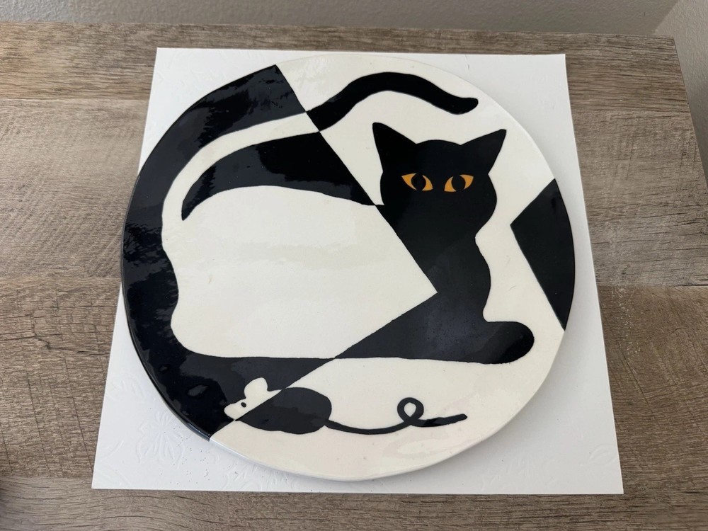 Studio Pottery Cat & Mouse Decorative Plate Black White 11.5” Artist Signed