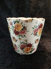 Style Trend Flower Vase Ceramic 4.75 Inches Tall