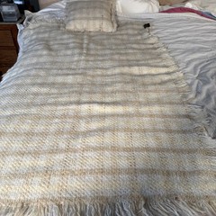 Vtg Tapestries Ireland Helena Ruuth Ivory Beige Wool Throw Blanket Pillow Plaid
