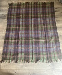 ARAN SWEATER MARKET 100% WOOL PLAID THROW BLANKET MADE IN IRELAND 48×56