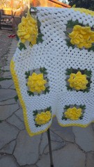 VTG Crochet 3D Rose Afghan Blanket Granny Square Small 3’X4′