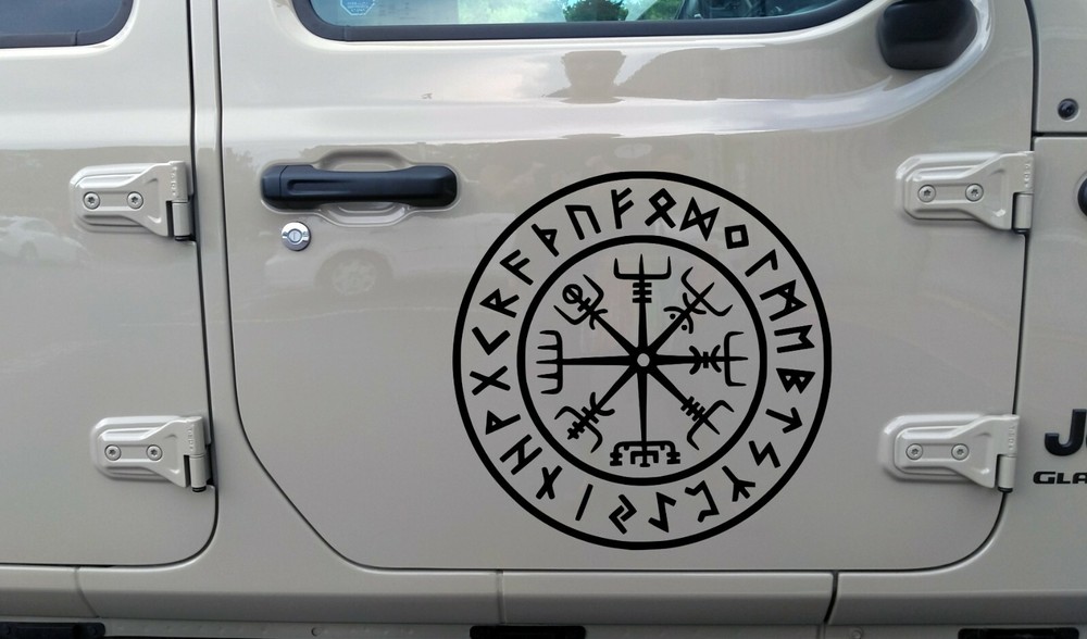 Viking Compass V9 in Runic Circle Vinyl Decal – Nordic Runes Waypost Sign