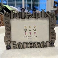 Molly’s Garden 6”x5”Colorful”Friends Forever”Standing Photo FrameFits4.75”x3.25”