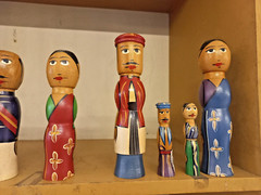 wood Figurine family Home Decoration Hand Carved Art wood gift GIFT Craft