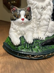 Persian Black/Brown & White Cat with Kitten Heavy Cast-Iron 9″ Doorstop Vintage