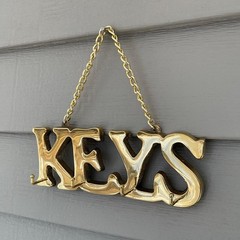 Solid Brass KEYS Wall Key Holder with 4 Hooks – Gold Tone Chain Hanger