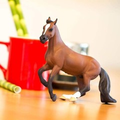 Horse Figurine | Thoroughbred Figurine – 5.31 x 1.77 x 4.92in. – 1 Pc (sl100092)