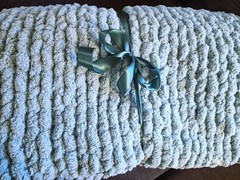 New Chunky Yarn Throw Blanket