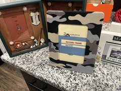 Picture Frames Set 6Miscellaneous Styles NEW sold As Lot