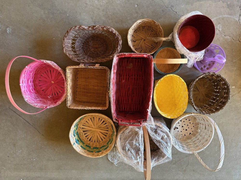 Craft Baskets (12/dozen)