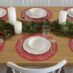 Martha by Martha Stewart | Wreath Placemat in Crimson – Set of 4 – Easy Care