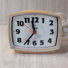 Equity 33100 Beige Analog Quartz Plug-In Alarm Clock, 12-Hour Vintage