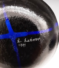 SET 2 Signed LYNN LATIMER Studio Art Glass Blue Iridescent 6.25″ Bowls 1996 1997