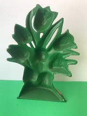Cast Iron TULIPS Flowers Floral Bouquet DOORSTOP Colorful 9″ Shabby Chic Design