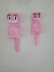 Kit Cat Clock Ltd Edition Pink Satin Kitty 12 3/4 Inches Free Ship USA