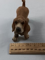 Small Dog Figurine – very cute – pre owned