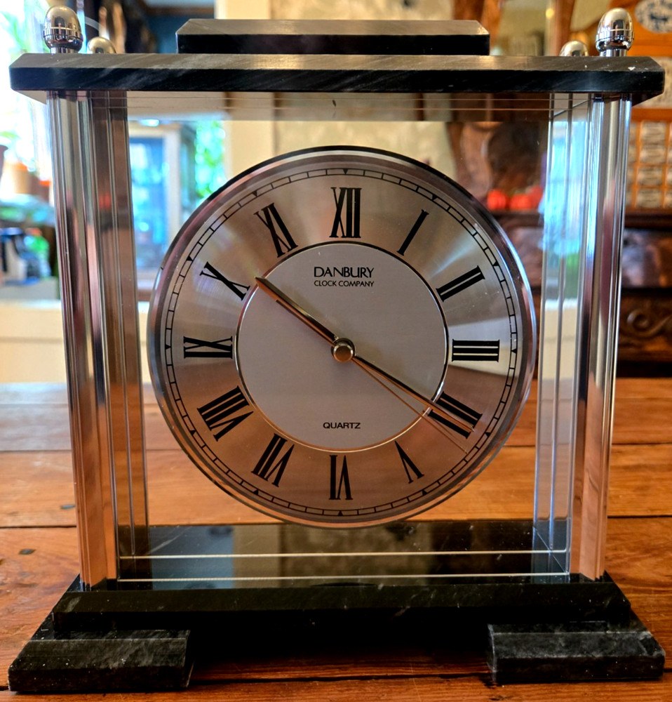Things Remembered Danbury Mantle Clock Marble top and base 9 Inches Tall