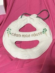 Belleek Porcelain Welcome «Cead Mile Failte» Shamrock Wreath