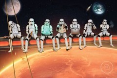 Original Stormtrooper – Poster (Stormtroopers On Girder In Space)