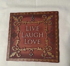 Resin «Live, Laugh, Love” Wall Hanging Plaque