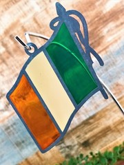 VTG Stained Glass Irish Suncatcher Leprechaun Clover & Ireland Flag St Patricks