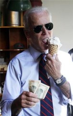 JOE BIDEN EATING ICE CREAM GLOSSY POSTER PICTURE BANNER PRINT PHOTO 8055