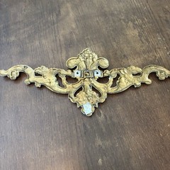 Vintage Metal Rococo Style Wall Pediment Over Door Painted Finish 18″