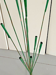 Vtg Rare Green Metal Cattails Grass Flower Frog MCM Kinetic Art Sculpture 37″H