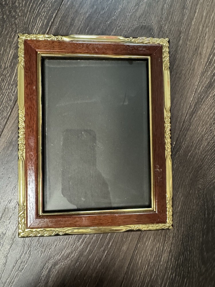 Vintage Ornate Gold/Brown Wood Rectangle Photo Frame 3×5 in w/ Clear Glass