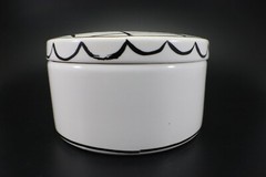 Lenox Kate Spade Daisy Place KEEPSAKE BOX 5” Black on White