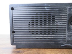 General Electric 7-4550B Vintage Clock Radio AM/FM Analog Walnut Grain 1982