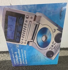 Sharper Image Portable CD/ AM-FM Radio Soother Sound Soother 20 Sealed New