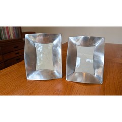 Vintage Pair of Pewter Wave Tabletop Frames for 3.5 in by 5 in Photo