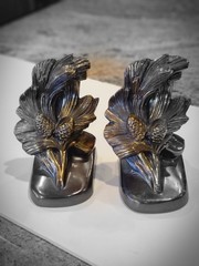 Vintage Pair Brass Bookends. Pinecone Branch. Philadelphia Mfg Co PMC86 EXC