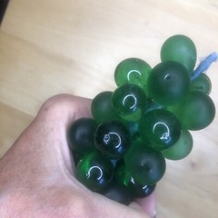 Vintage GREEN GLASS Grape Clusters GREEN GLASS Leaf 6.75″ in Length