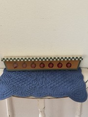 Vintage Country Apple Wall hanging & Matching Wall Shelf Set