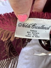 Vintage Noble Excellence Peruvian Alpaca & Wool 65×50 Throw Blanket Maroon