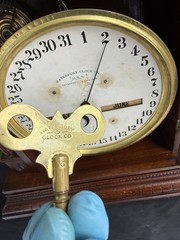 1912 Waterbury Calendar #43 Double Dial Mantle Clock – SEE VIDEO – ALL ORIGINAL