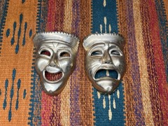 Vintage Solid Brass Comedy & Tragedy Masks 5″ Theater Drama Wall Decor Set India