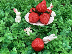 18PCS Plastic Artificial Red Strawberries Fake Lifelike Simulation Realistic Str