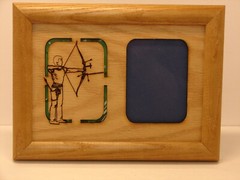 Archery 5×7 wood insert in a wood frame, NOS, holds a Cut down 4×6 photo