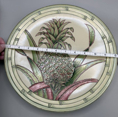 Decorative Pineapple Plate 12″ Tropical Bamboo Border Ceramic Wall Hanging 3 lb