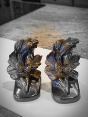 Vintage Pair Brass Bookends. Pinecone Branch. Philadelphia Mfg Co PMC86 EXC