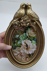 Antiqued Gold Ornate Bird Photo Picture Frame Oval Resin Victorian Romantic
