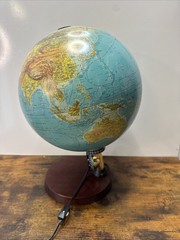 Scan Globe Denmark Illuminated Light Up Reader’s Digest Vintage MCM w Box
