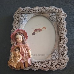 Picture Frame Resin Dolls Holds 4.75 X 3” Oval Picture Lace