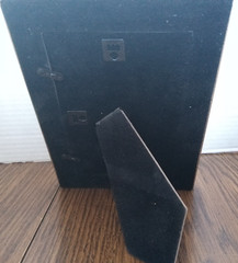 Leaf Pattern Square Picture Frame With Stand 5 X7