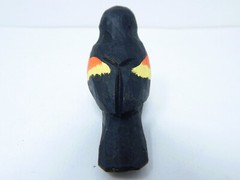 Red Winged Blackbird Figurine Handmade Mini Bird Statue Carve Decor Sculpture